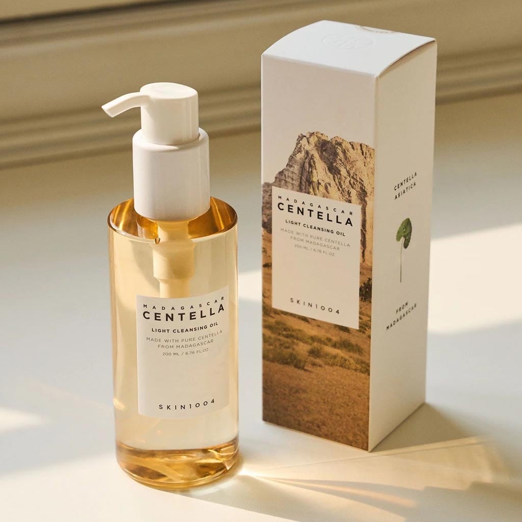SKIN1004 Madagascar Centella Light Cleansing Oil