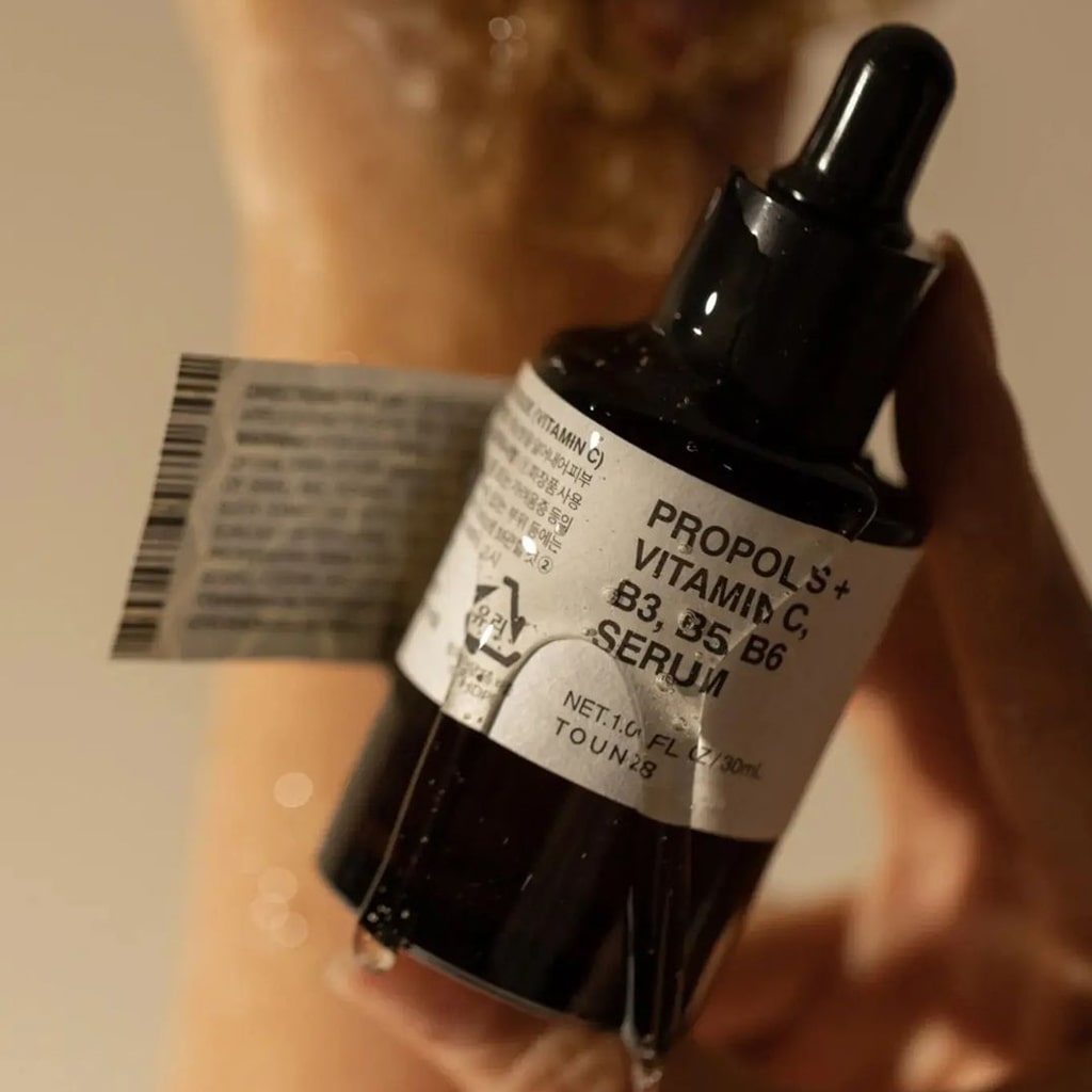 TOUN28 Propolis + Vitamin C, B3, B5, B6 Serum